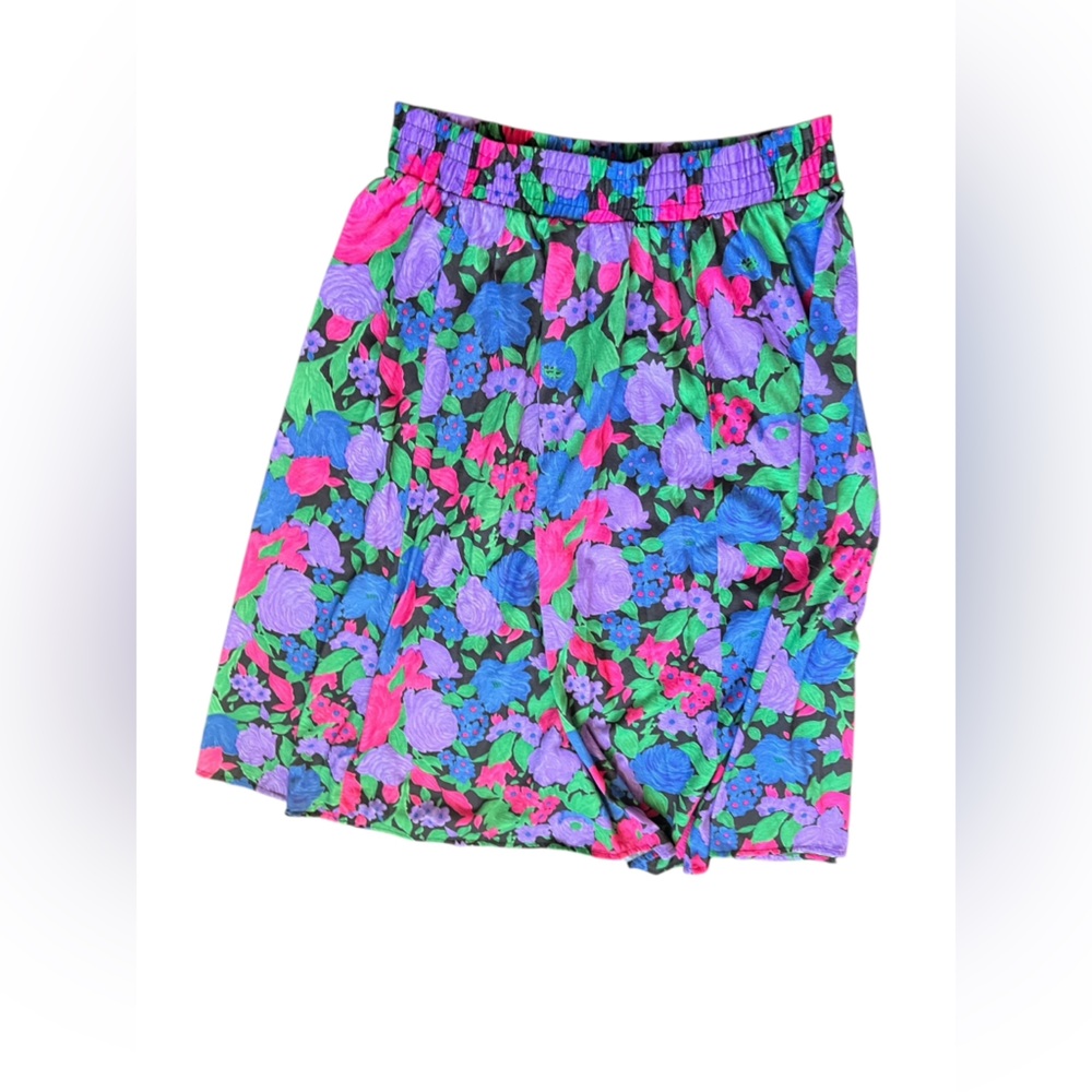 Vintage floral skirt size medium